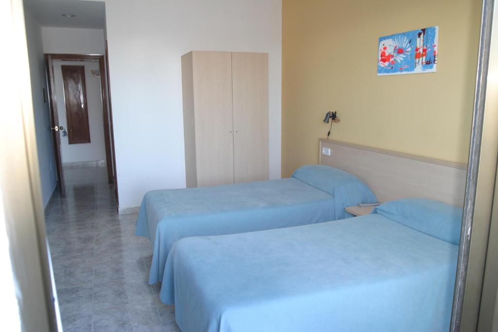 Hostal Sa Prensa Ciutadella  Room photo