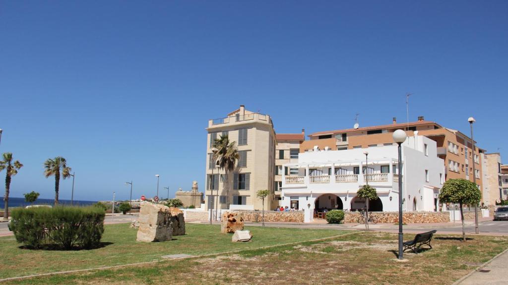 Hostal Sa Prensa Hotel Ciutadella  Exterior photo