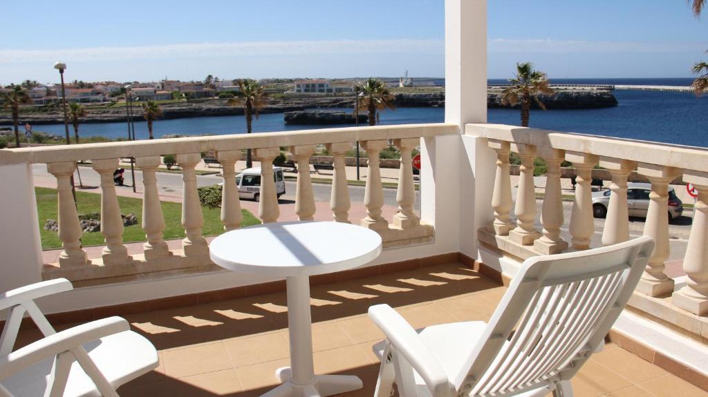 Hostal Sa Prensa Ciutadella  Exterior photo